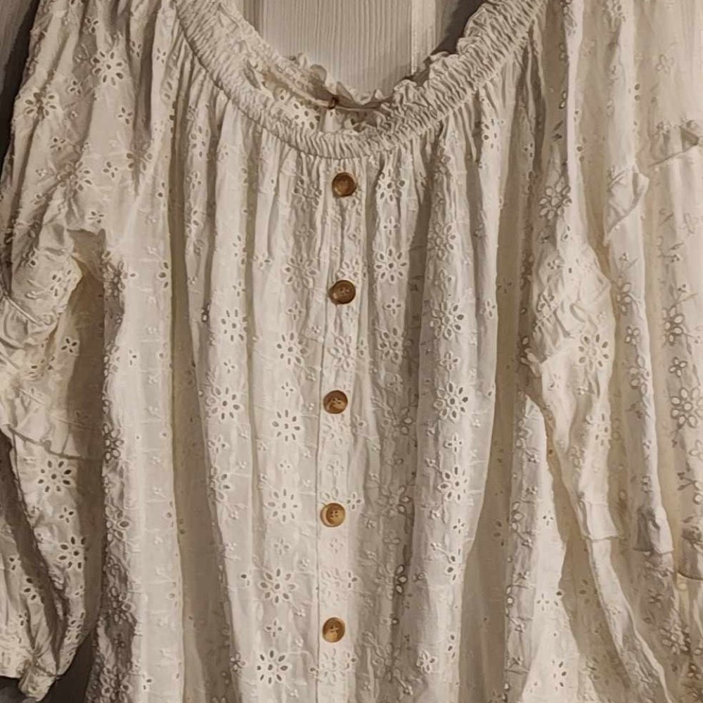 Plus size white peasant 3/4  eyelet top